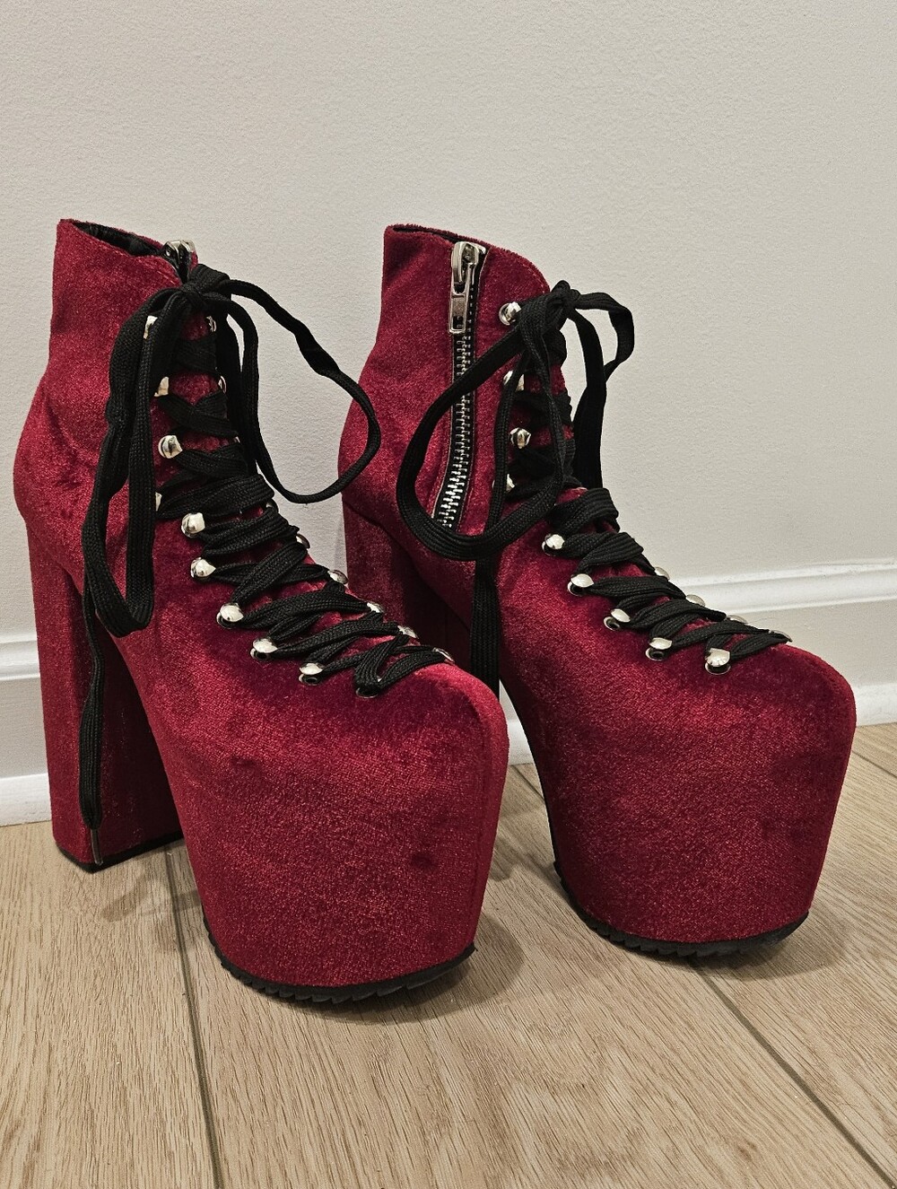 UNIF Hellbound Boots - Red Velvet - 8.5 - 2010s, Tumblr Grunge Aesthetic